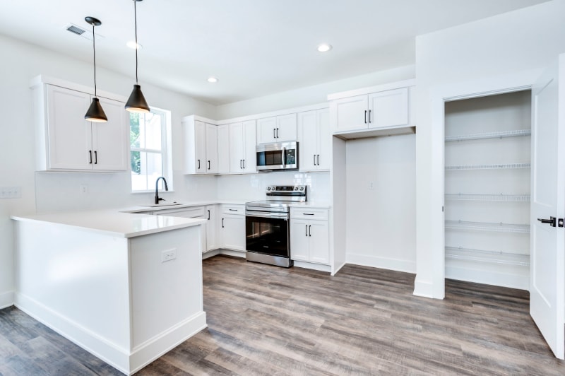 Building Photo - 518 Taffy Wy