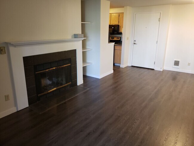 Interior Photo - Watermarke Apts.