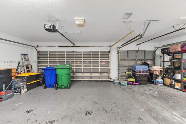 Building Photo - 3492 SW 177th Ave