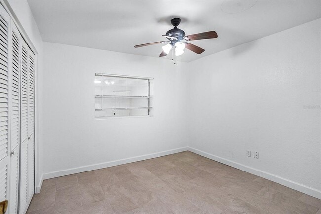 Building Photo - 1640 Picardy Cir
