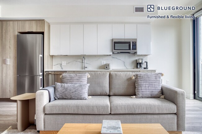 Building Photo - 2009 8th St NW