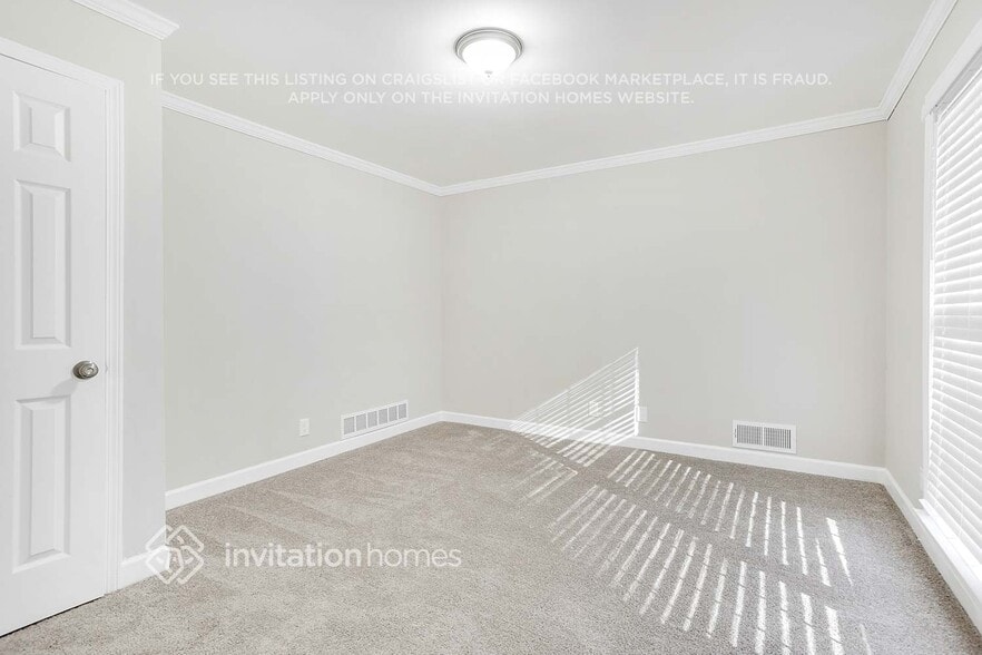 Building Photo - 3800 Sherbrook Ct SW