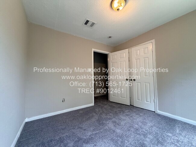 Building Photo - 5408 Groveton St