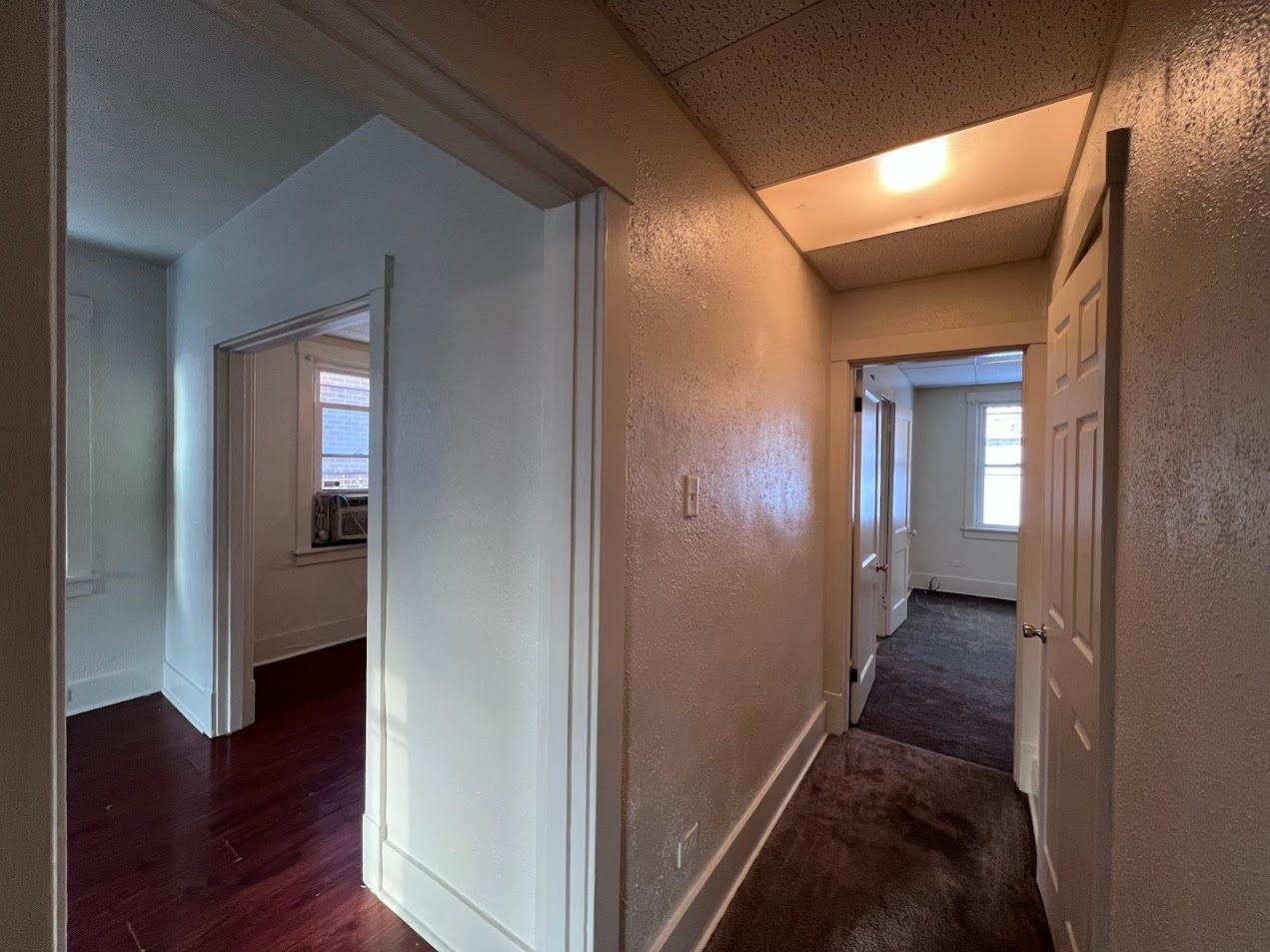 Building Photo - 827 Norwich Ave