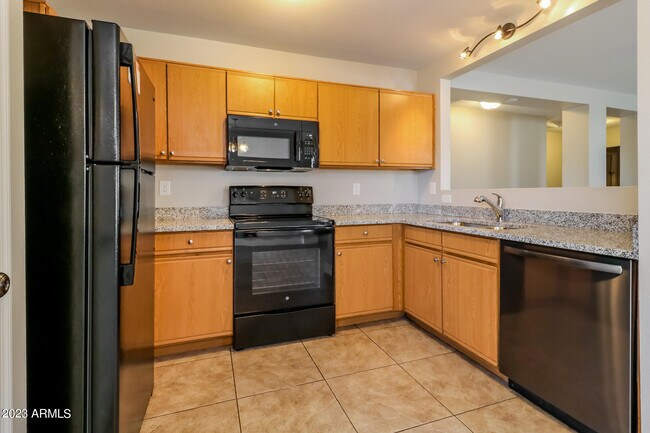 Building Photo - 11789 W Larkspur Rd