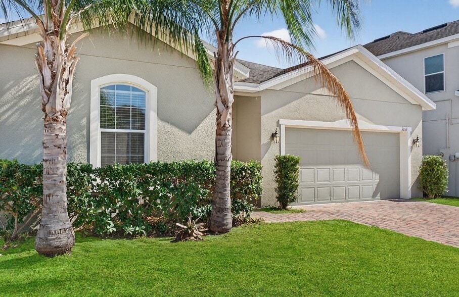 Building Photo - 3263 Olivera Way