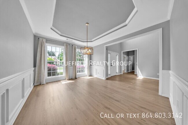 Building Photo - 417 Summergreen Way