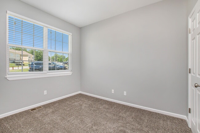 Building Photo - 8321 N Nodaway Ave
