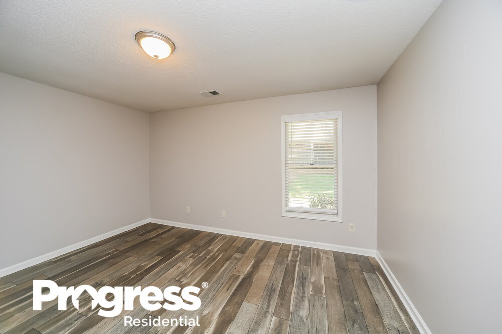 Building Photo - 7640 Dexter Park Dr