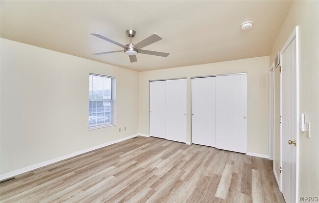 Building Photo - 61 Woodlake Ct