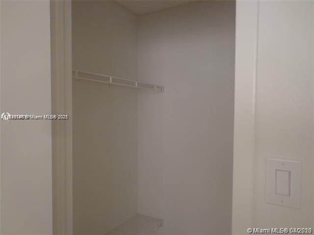Building Photo - 2276 SW 81st Ave