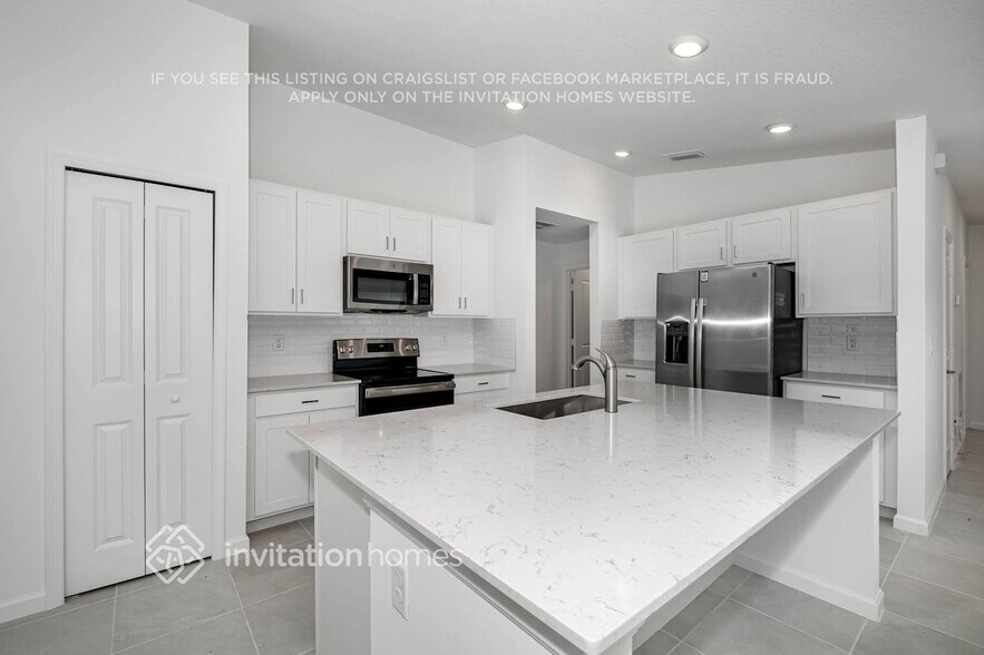 Building Photo - 1585 Diablo Cir SW