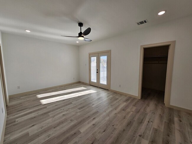 Building Photo - BRAND NEW BUILD!!