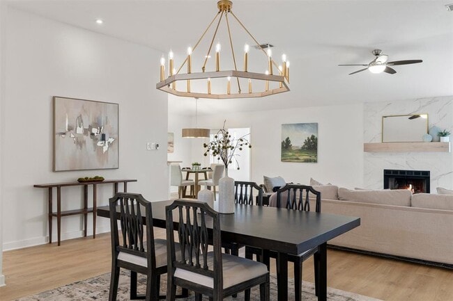 Building Photo - 8104 Doe Meadow Dr