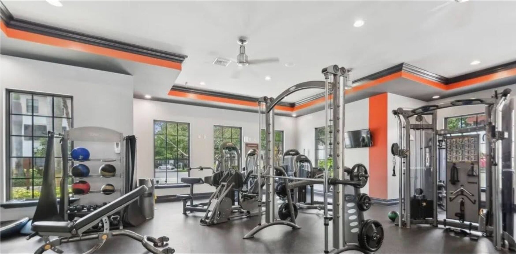 Building Photo - 3022 W Signature Dr