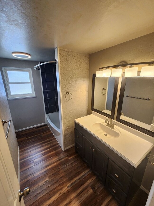 Building Photo - Wonderful Home