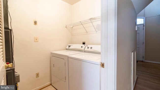 Building Photo - 45416 Baggett Terrace