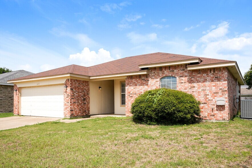 Building Photo - 6415 Jennie Ln