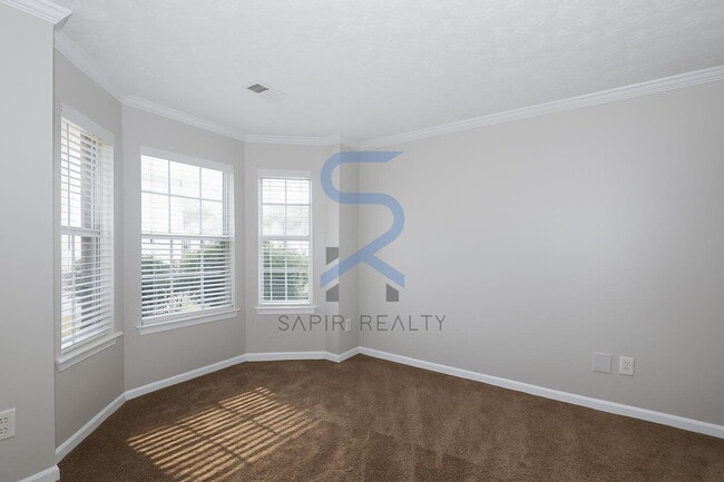 Building Photo - 655 Belle Grove Dr