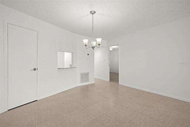 Building Photo - 8699 Bardmoor Blvd