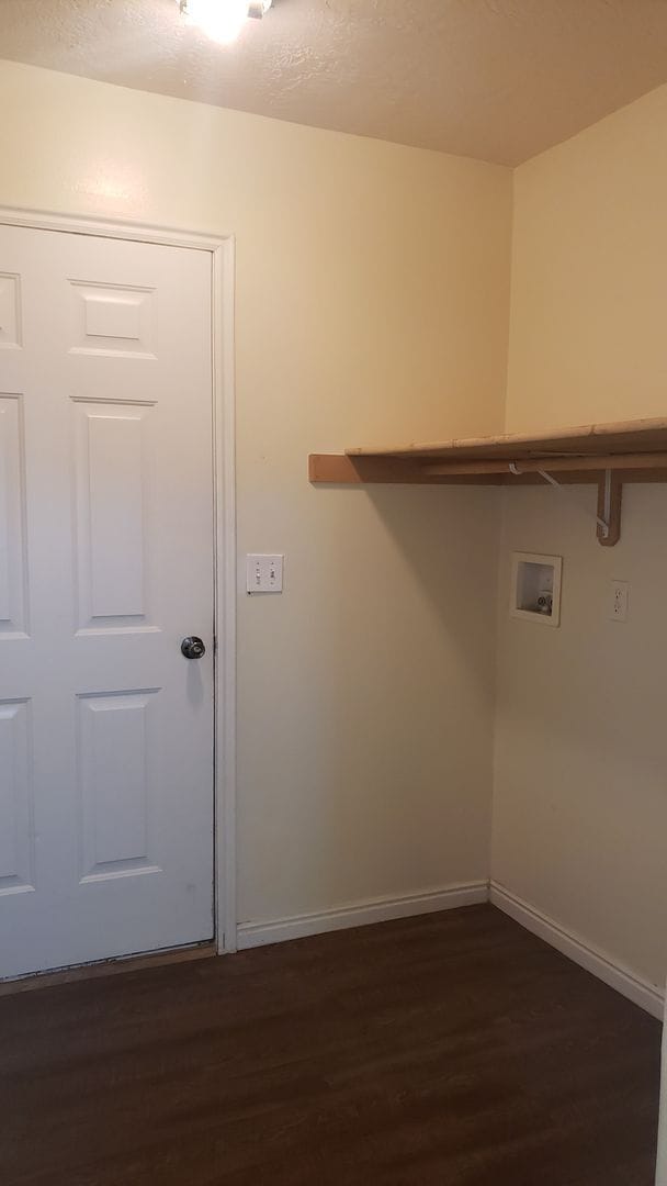 Building Photo - 3 bedroom, 2 bathroom twin home in Lamplight