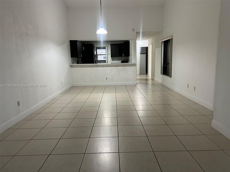 Building Photo - 13301 SW 88th Ter