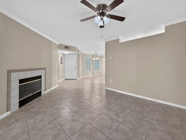 Building Photo - 10150 Belle Rive Blvd