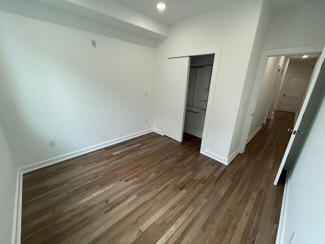 Building Photo - 675 N 39th St