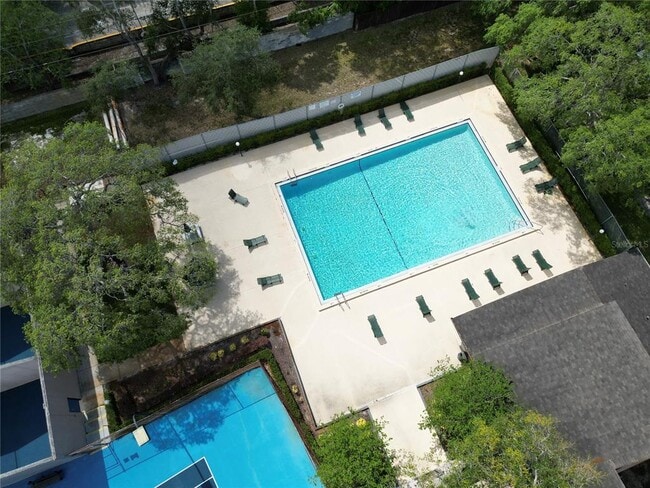 Building Photo - 14733 Norwood Oaks Dr