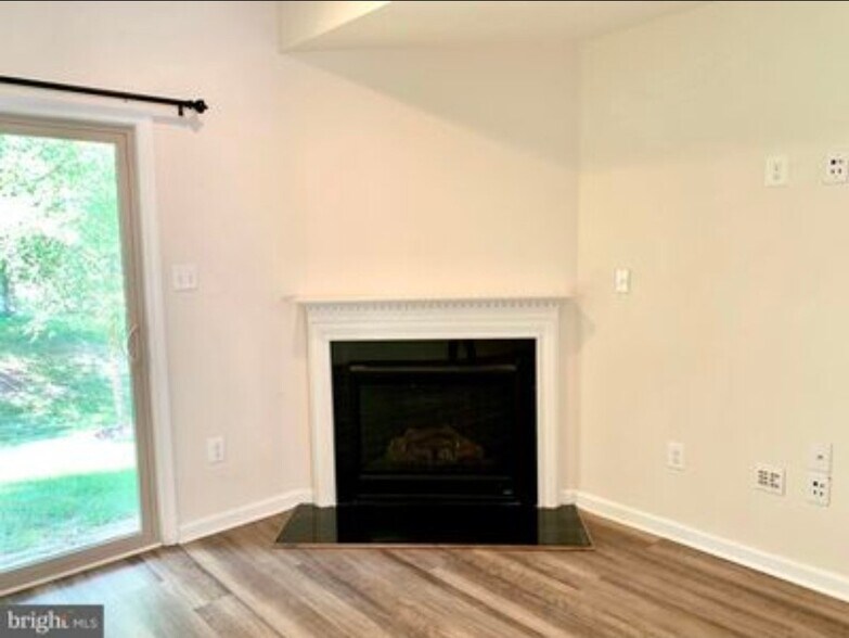 Building Photo - 7218 Winding Hills Dr
