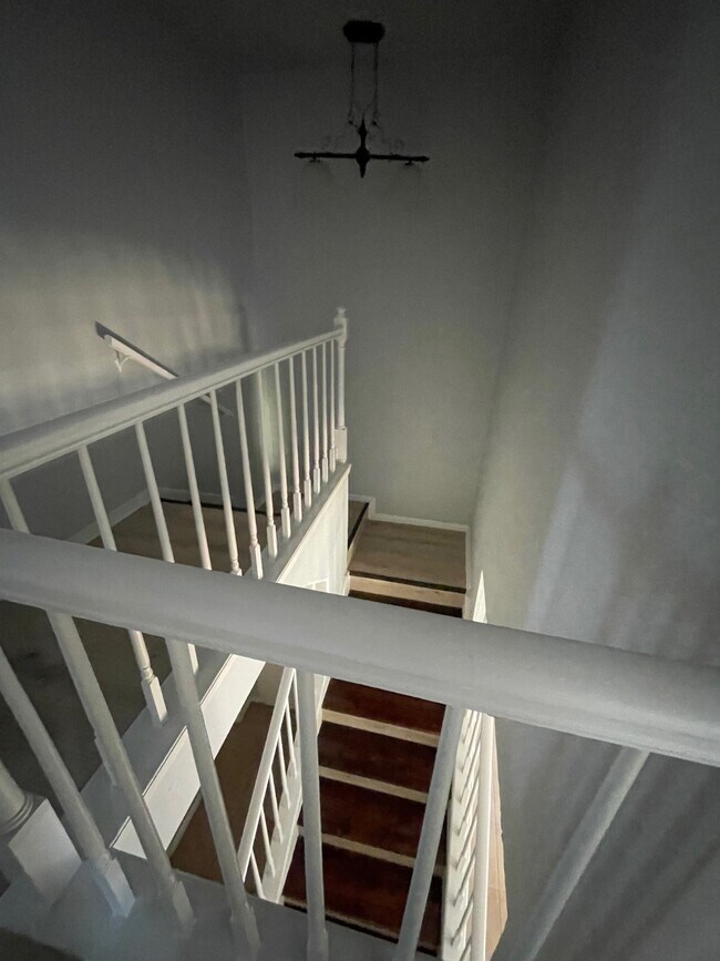 Building Photo - 9250 Beechnut St