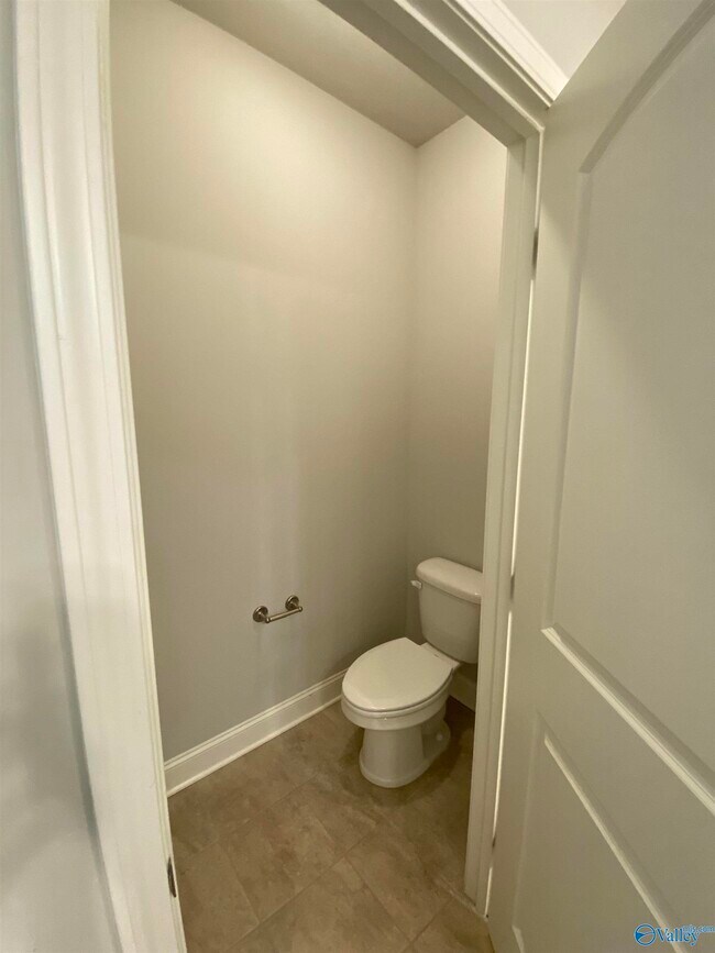 Building Photo - 46 Cypress Point Dr