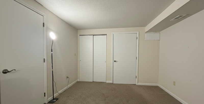 Building Photo - 3948 Ridge Lea Rd