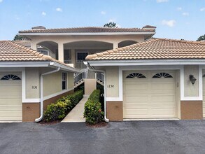 Building Photo - 2-bedroom + den condo in Lely Resort!