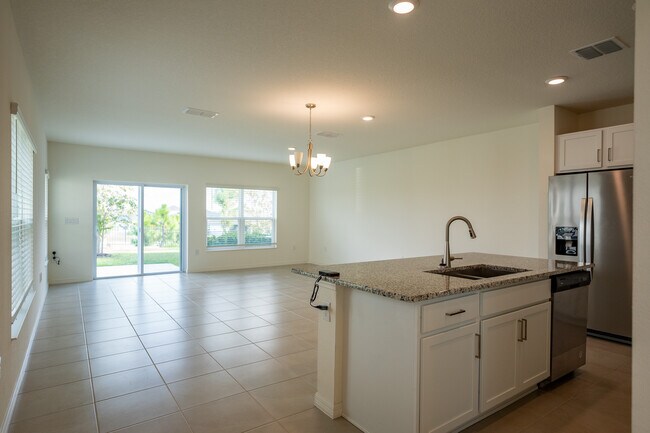 Building Photo - 757 Stoney Pointe Cir