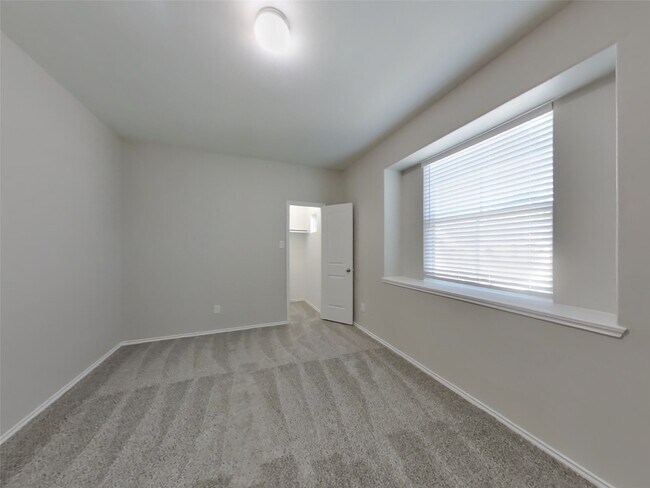 Building Photo - 2823 Arica Ln