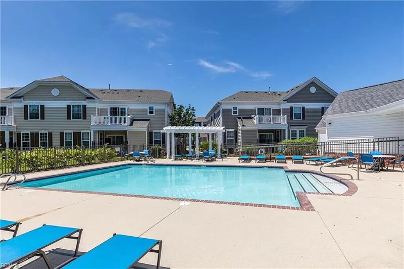 Building Photo - 2166 Humphreys Dr