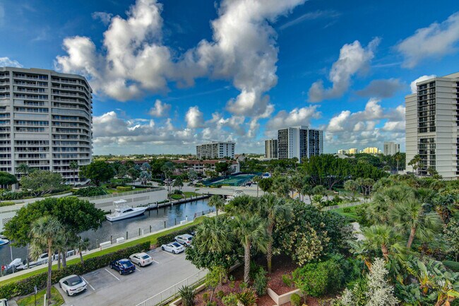 Building Photo - 4301 N Ocean Blvd