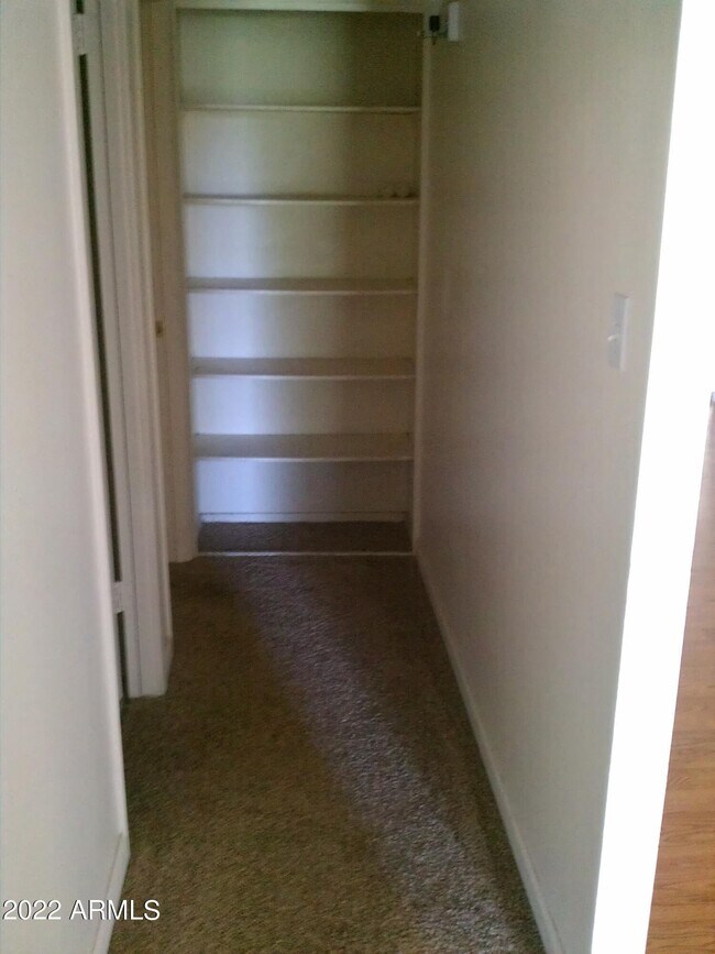 Building Photo - 4701 N 26th Ln