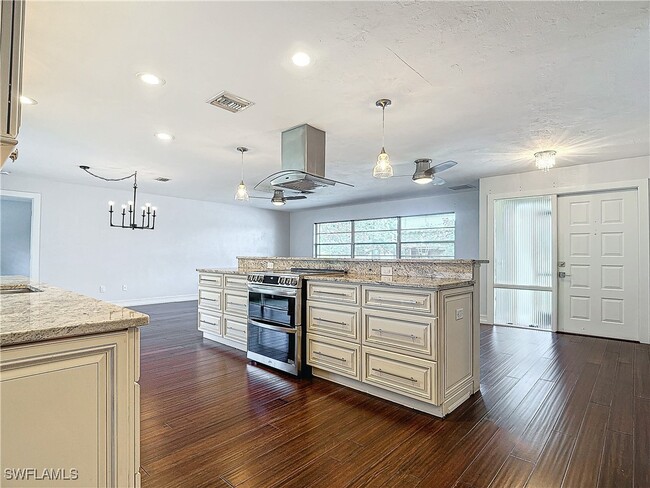 Building Photo - 4348 Beechwood Lake Dr