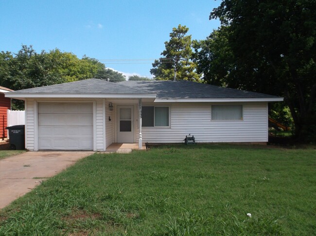 Primary Photo - 2 Bed 1 Bath