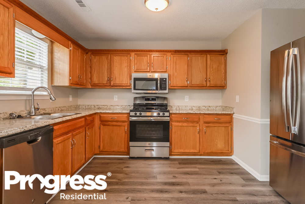 Building Photo - 317 Brookside Dr