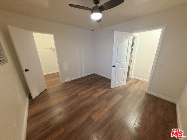 Building Photo - 6607 N Figueroa St