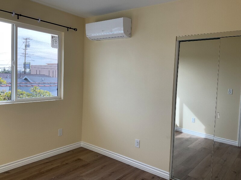 Building Photo - 1116 Clela Ave