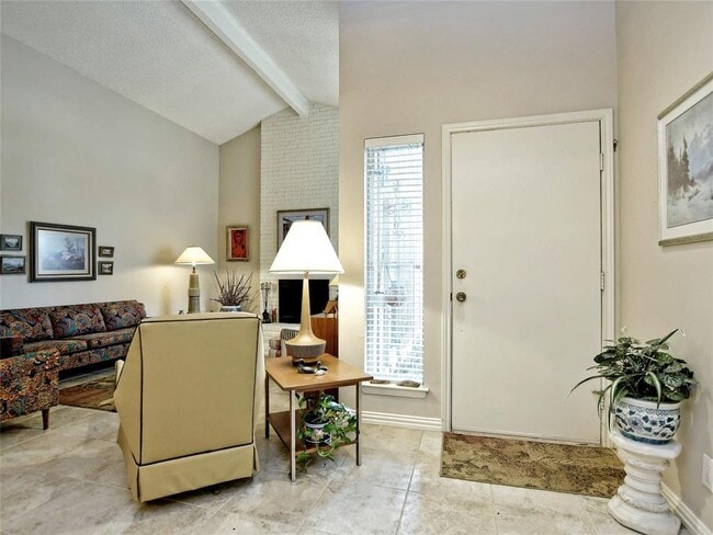Building Photo - 7919 Ridgeline Dr N