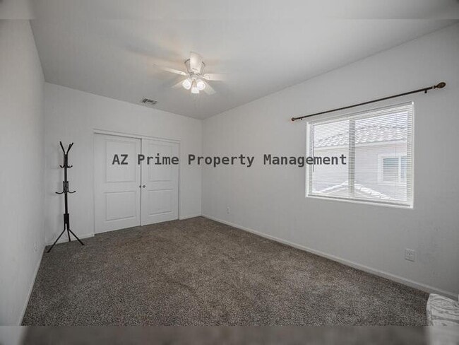 Building Photo - 1711 W Pollack St