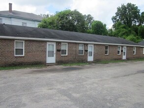 Building Photo - 204 Park Ave W