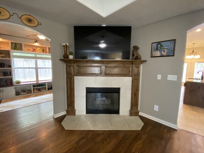 Building Photo - 10713 Masters Cir