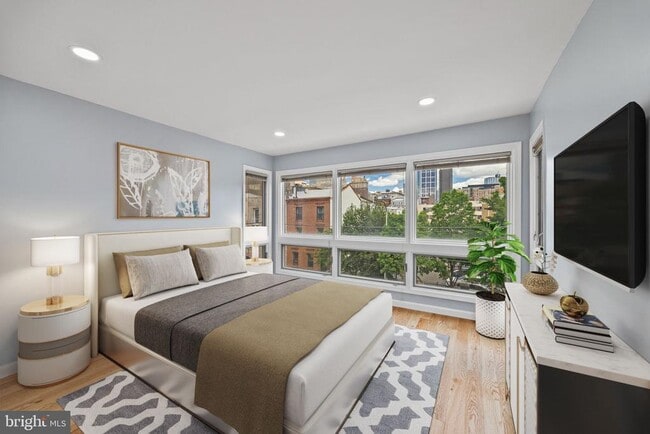 Building Photo - 1130 Lombard St