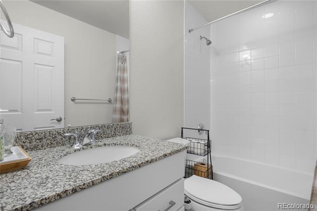 Building Photo - 5778 Boston St